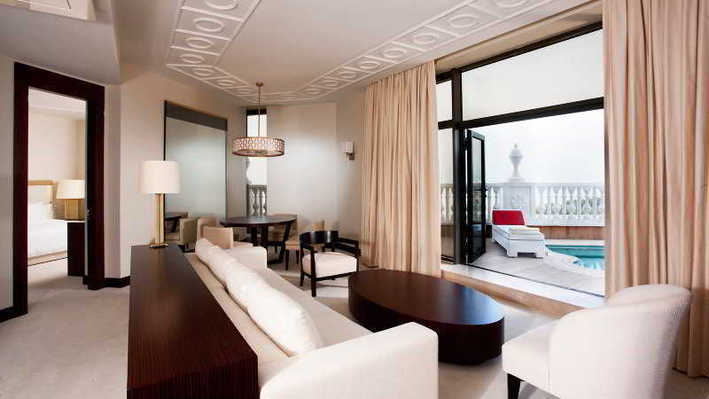 Готель Sheraton 5*